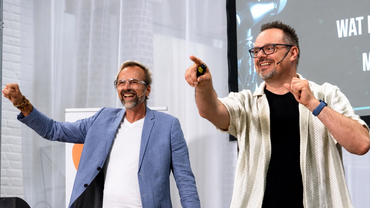 Jum Festen en Silvester Zwaneveld presenteren samen een interactieve AI-lezing